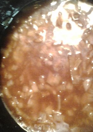 A picture of sweet onion sauce.