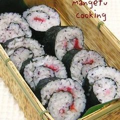 A picture of Spiral Onigiri Rice Balls.