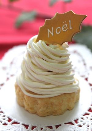 A picture of Small White Chocolate Mont Blanc.