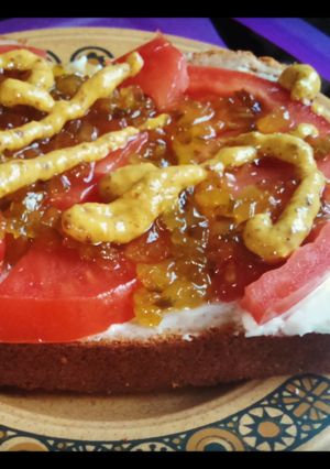 A picture of Grown Up Harriet The Spy Sandwich (vegan).