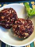 Coco cherry energy balls