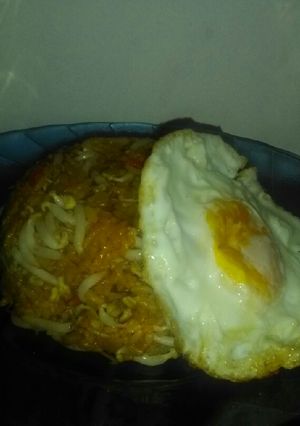 Foto resep Nasgor kencur + toge 😁