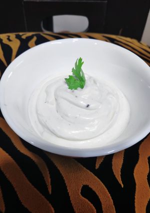 A picture of Sour cream.