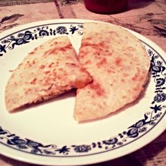 Easy Crisp Quesadilla A picture of Easy Crisp Quesadilla.