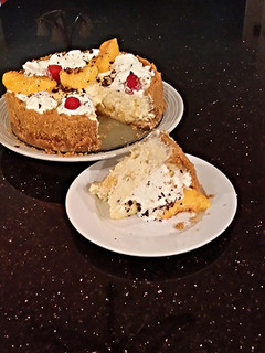 A picture of Fresh Peach Cheesecake.