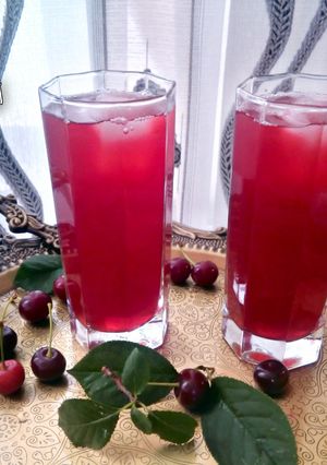 عکسی از دستور آیس تی آلبالو