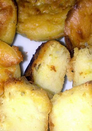 A picture of sig's Blue, Parmesan, Goats and Cheddar Cheese Mini Muffins.