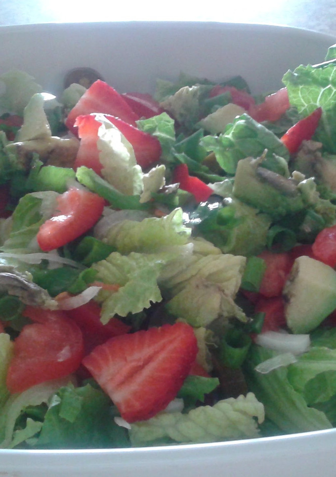 A picture of Spring Time Salad.