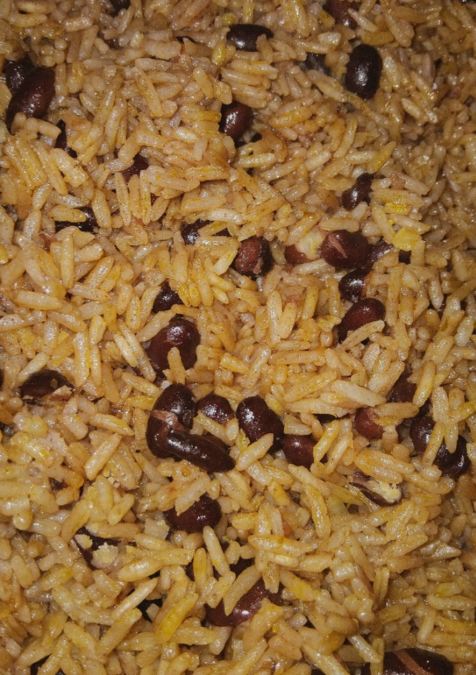 Una foto de Te enseño como hacer un delicioso ARROZ CONGRÍ CUBANO