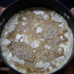 A picture of Grandma's Mac & Cheese.