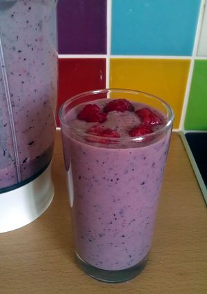 A picture of Vickys Very Berry Fruit Smoothie, GF DF EF SF NF.