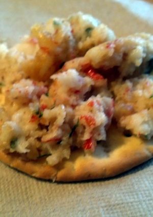 A picture of Crab and Cashew Canapés.