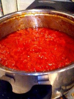 A picture of Very Useful Tomato Sauce.
