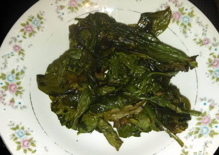 Simple Way to Make Super Quick Homemade Roasted Spinach
