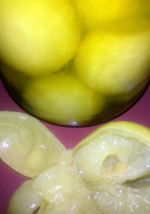 A picture of Sig's Moroccan preserved lemons.