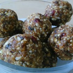 A picture of Dry Fruits Laddu.