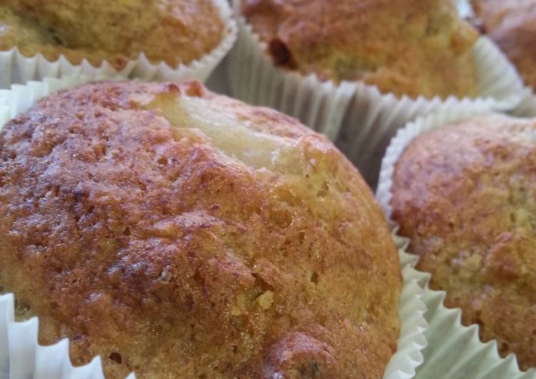 Recipe of Delicious Healthy Hummingbird Cupcakes!