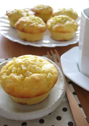 A picture of Potato and Cheese Muffins.