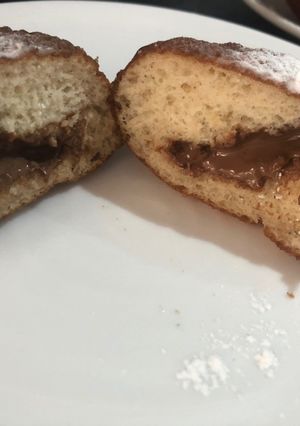 O poză a rețetei Gogoși pufoase cu ciocolată sau vanilie.