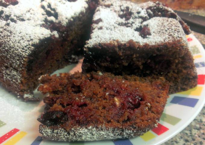 Antioxidant cake a.k.a Dark chocolate berry cake