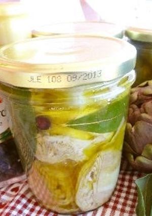 A picture of Artichokes in Oil.