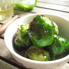 Simple! Brussels Sprouts Garlic Butter Grill A picture of Simple! Brussels Sprouts Garlic Butter Grill.