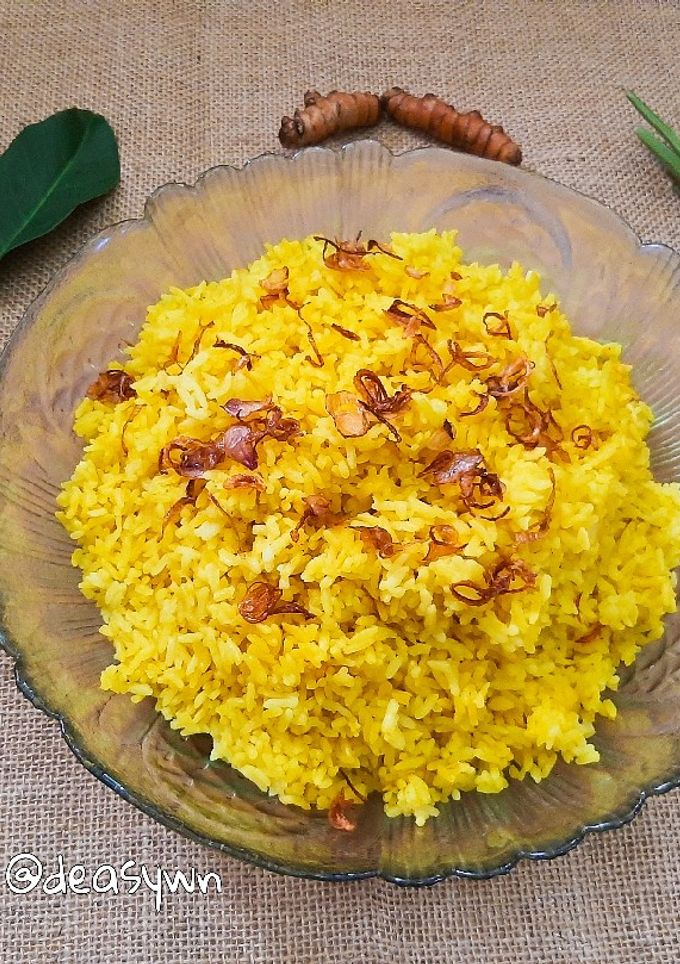 Foto resep Nasi Kuning Rice Cooker