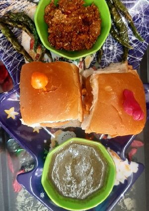 मुंबई का वड़ा पाव (Vada pav recipe in hindi) रेसिपी मुख्य फोटो