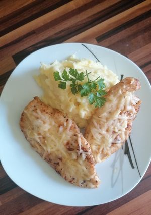 Vajon sült csirkemell sajttal recept fotója