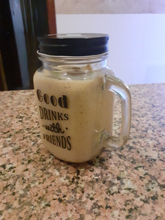 A picture of Pineapple strawberries smoothie.