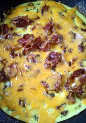 A picture of All in one omelette.