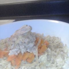 A picture of Fried Ramen and Tuna..