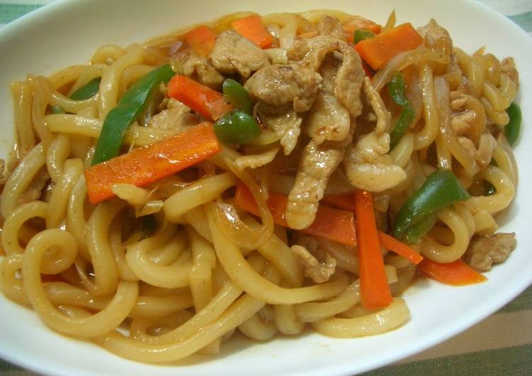 Toppoki-style Fried Udon Noodles