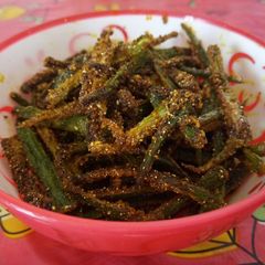 A picture of Bhindi kurkure.
