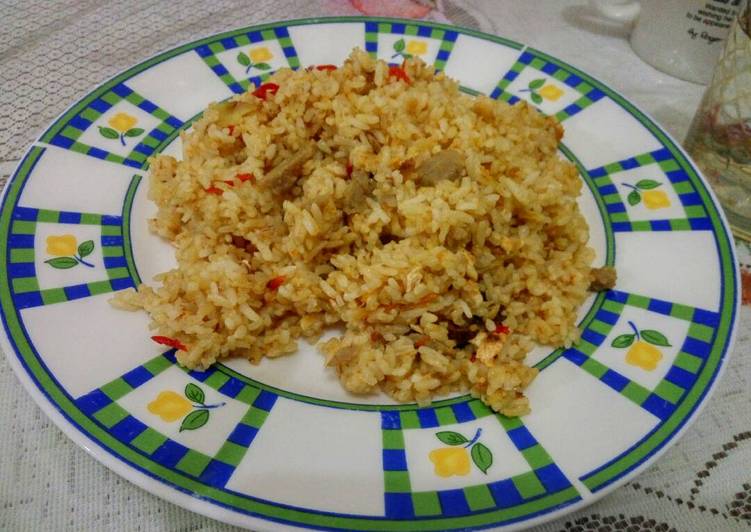 Resep Nasi Goreng Bakso Sederhana oleh Ayu Agitasari - Cookpad
