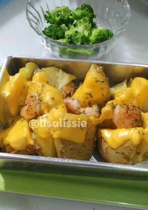 Foto resep Cheesy Baked Potato Shrimp with Broccoli - Simple Fast Easy 😝