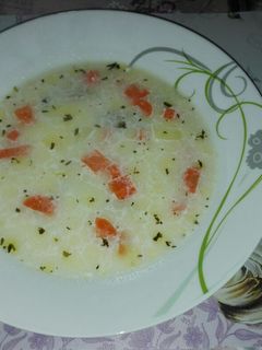 Tárkonyos csirkeragu leves recept fotója
