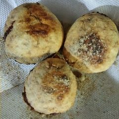A picture of Crisp ball.