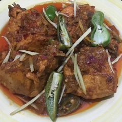 A picture of ***chicken tikka karahai***   .