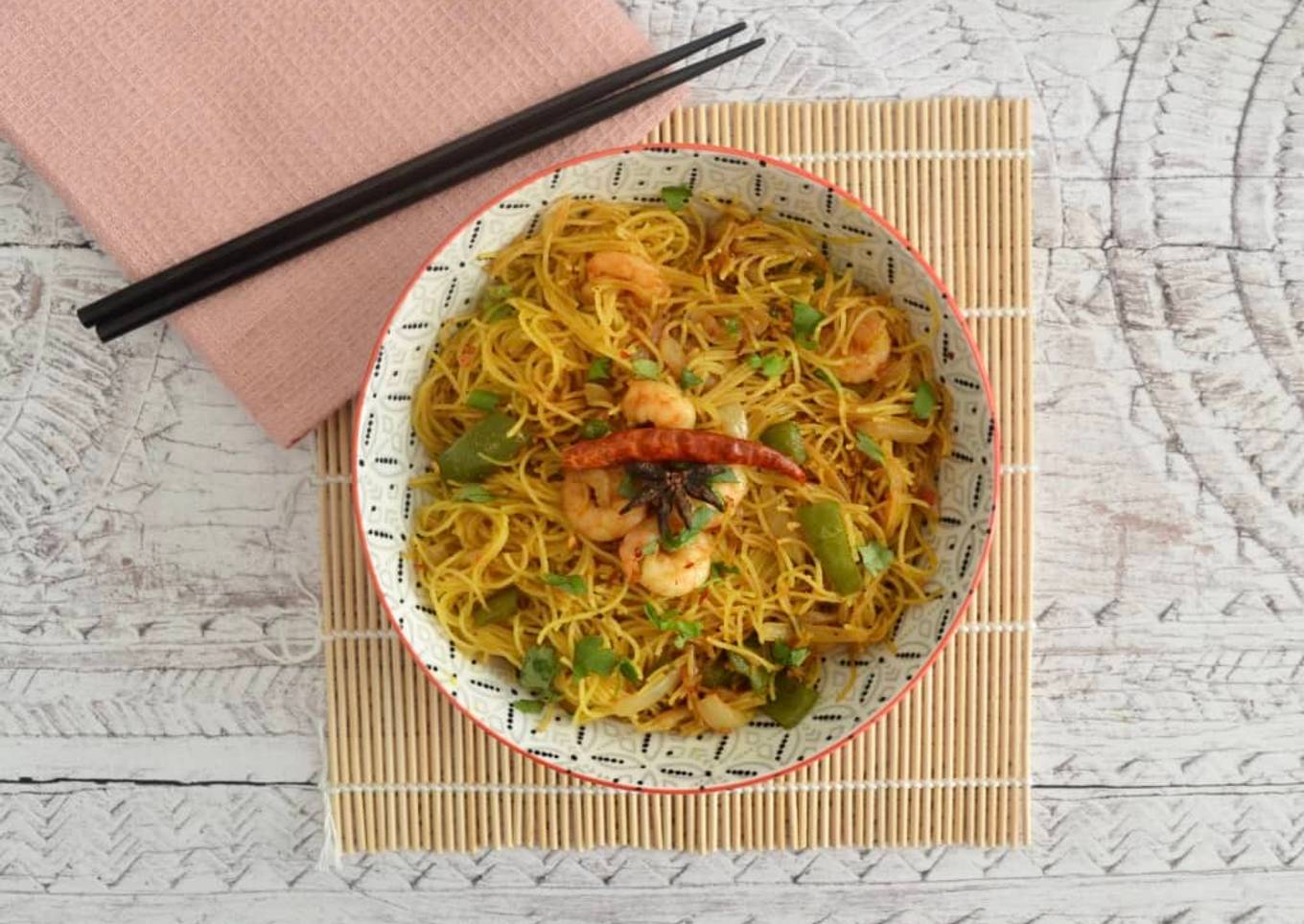 Singapore Prawn Noodles