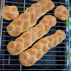 Challah buns A picture of Challah buns.