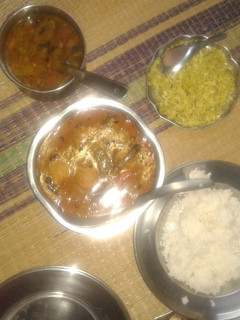 வத்தல் குழம்பு (Vaththal kulambu recipe in tamil) செய்முறை முக்கிய புகைப்படம்