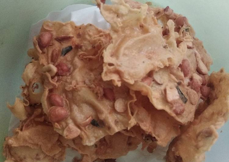 Peyek Crispy