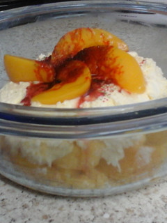 A picture of My Peachy Custard and Whipped Cream 😀.
