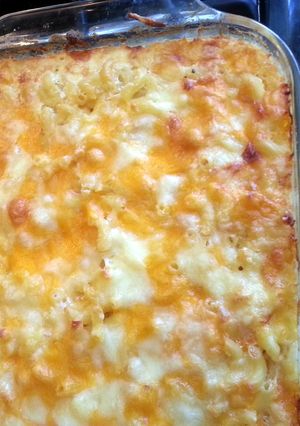 A picture of DOBBS FAMOUS MAC-N-CHEESE.