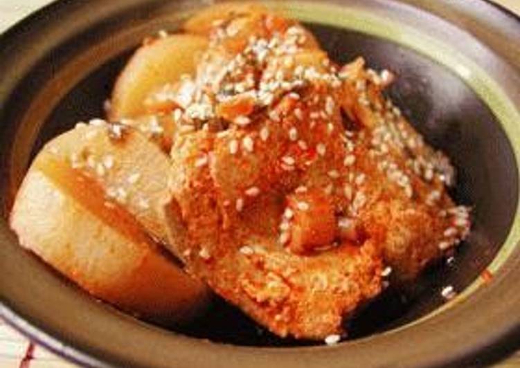 Recipe of Ultimate Mother&#39;s Stewed Mackerel and Daikon Radish with Gochujiang Chilli Paste