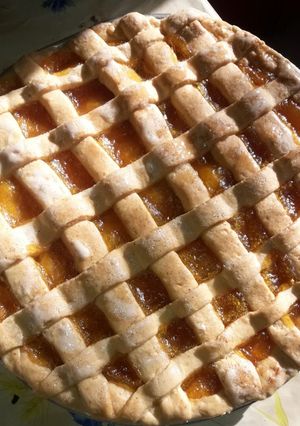 Una foto de Pastafrola con masa de aceite, fácil y económica 🥧