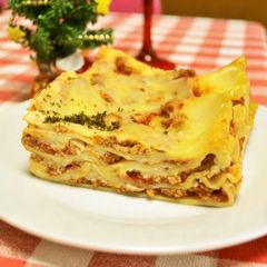 A picture of Lasagna for Christmas Dinner.