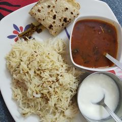 A picture of Rajma & Rice.