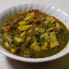 A picture of Aloo Palak Recipe.